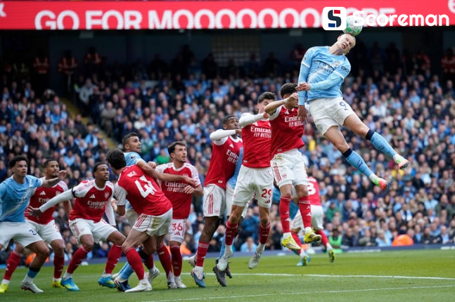 맨시티, 아스널에 2-1 승리…극적 역전 우승 가능성